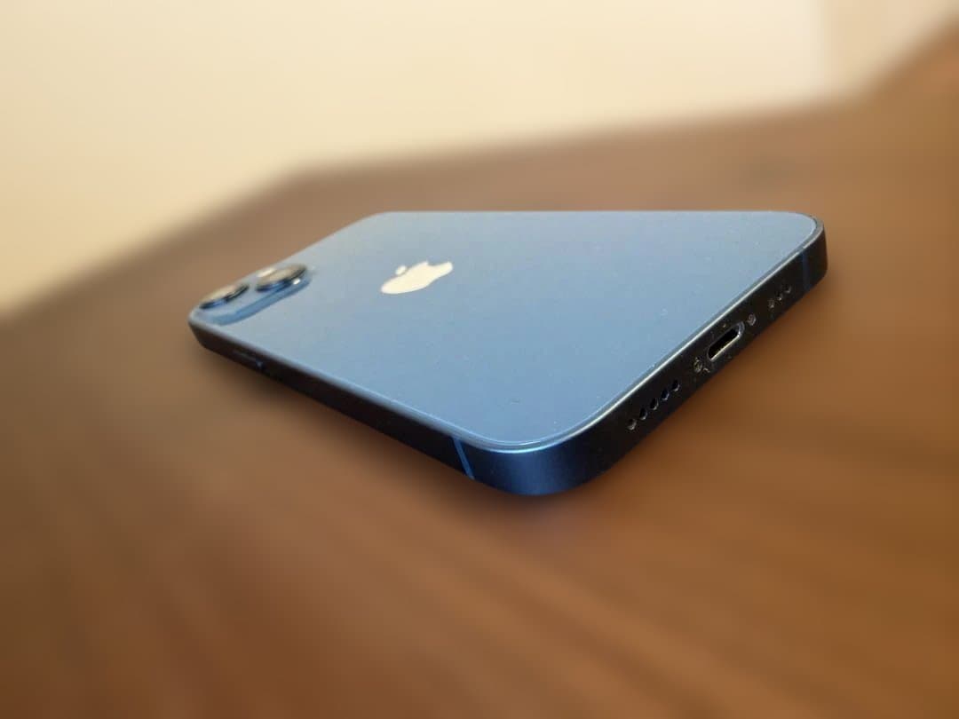 Apple iPhone 13 青　128GB