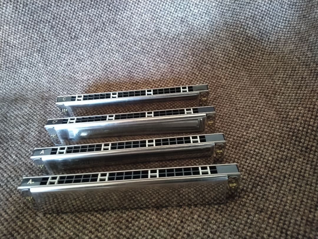 複音ハーモニカ、C調・C#・A調・Amの4本セット