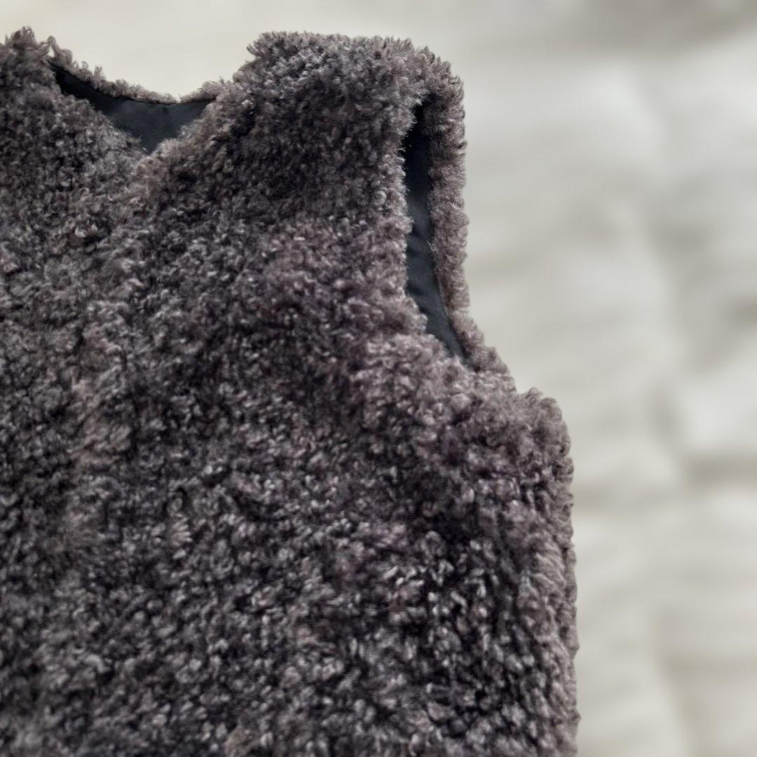 Gypsohila Teddy Vest ダークグレー ロングベスト