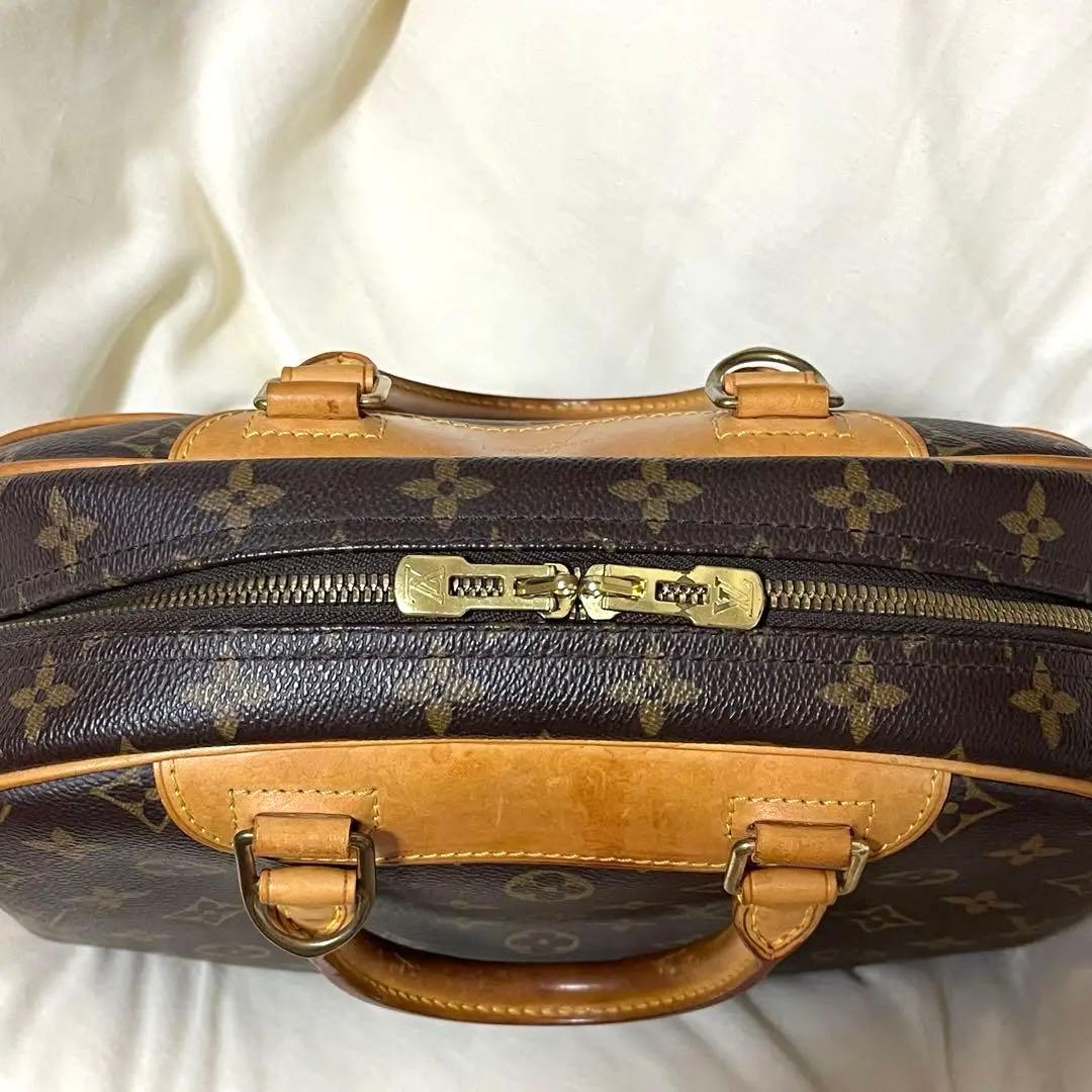 ルイヴィトン トゥルーヴィル　M42228 モノグラム