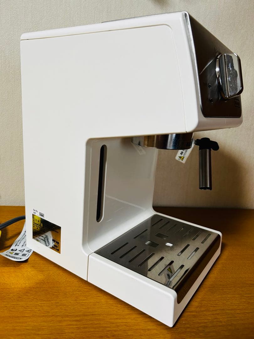 DeLonghi アクティブ　エスプレッソ・カプチーノメーカー ECP3220J