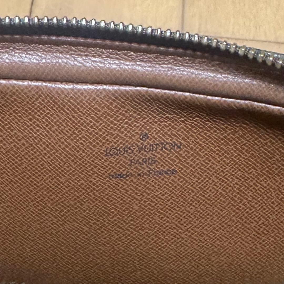 LOUIS VUITTON バッグ