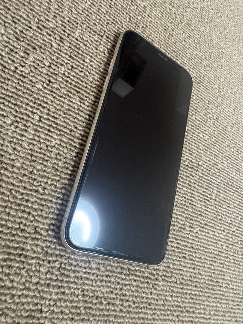 Apple iPhone XS シルバー 256GB 本体