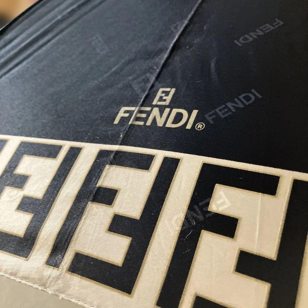 FENDIフェンディ　長傘　黒地にロゴ　美品　レア希少