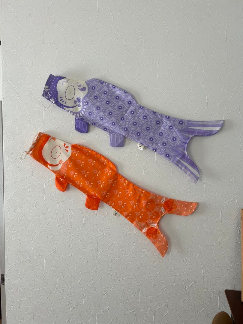 マダムモー　紫とオレンジの鯉のぼり