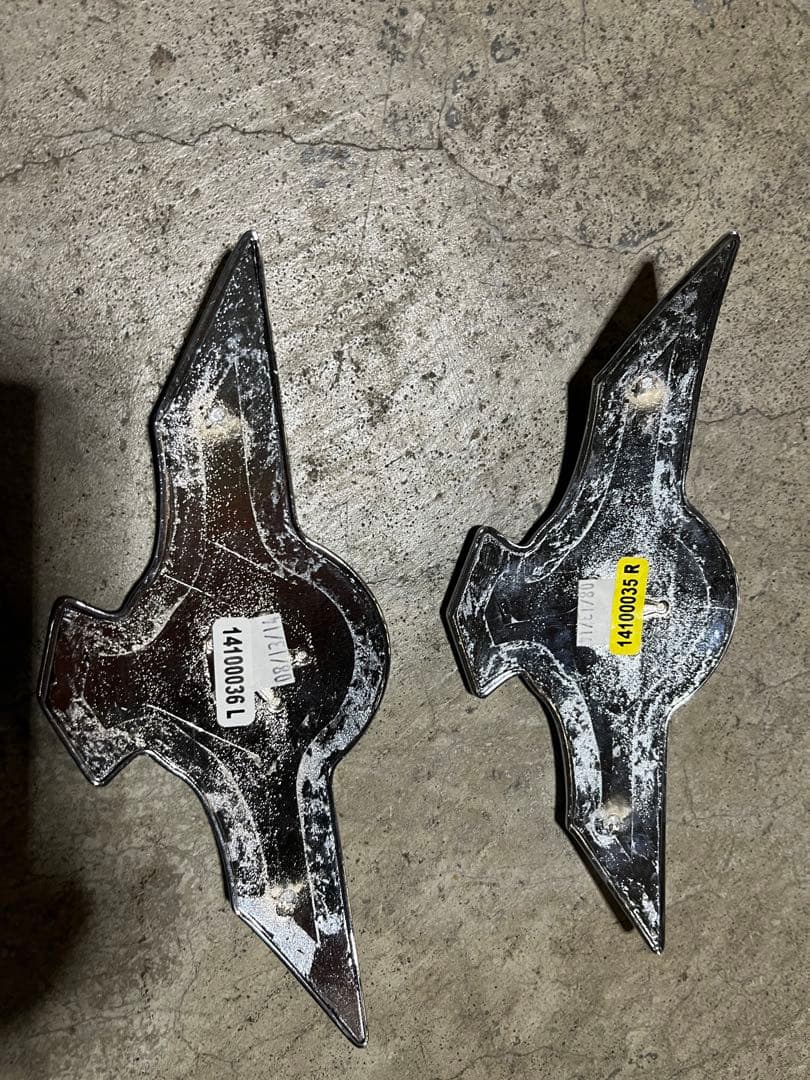 バイクエンブレム 星型 メタル製