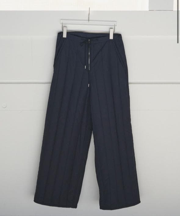 美品　タグ付き　anuke Padding Loose Pants　アンヌーク