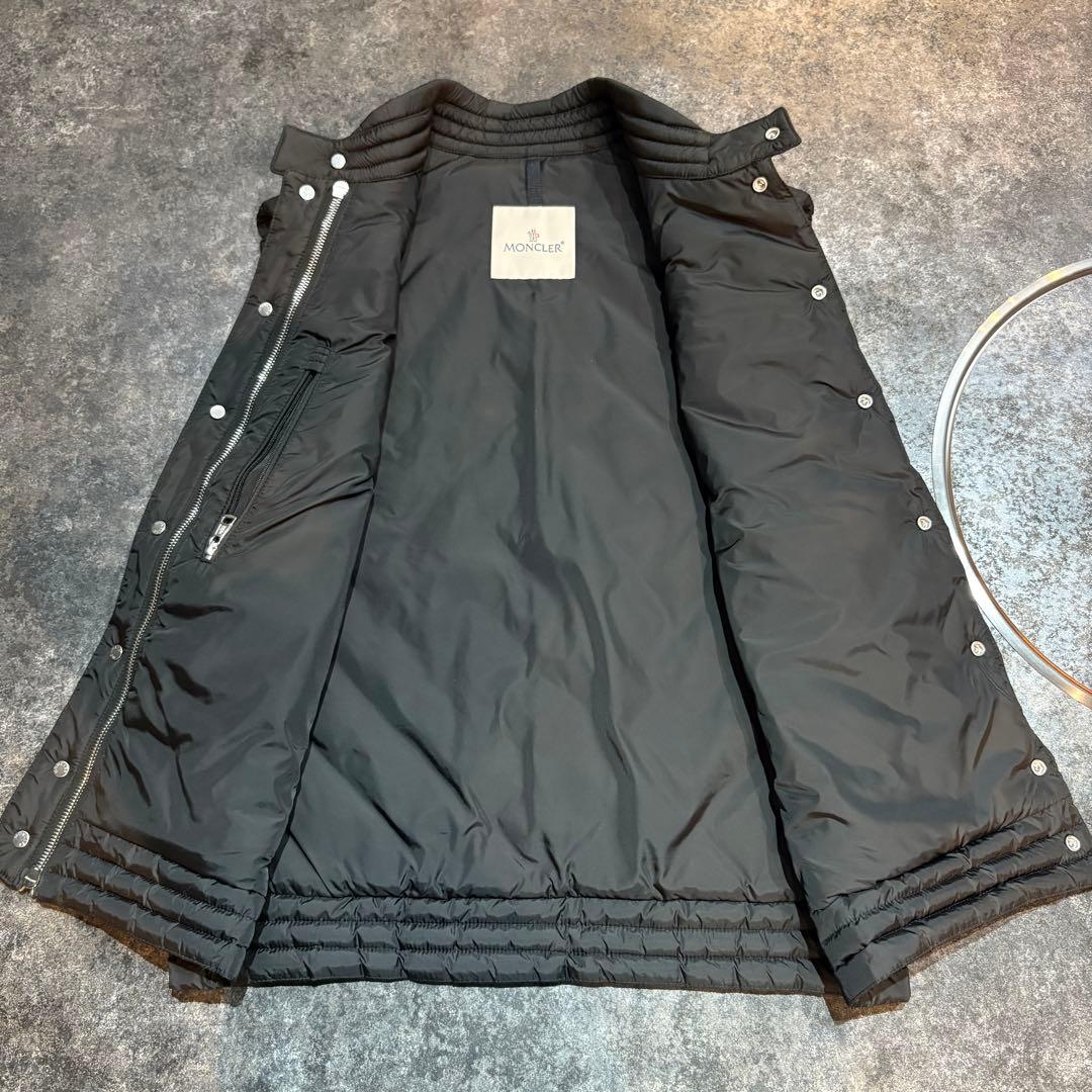 【美品】モンクレール MONCLER ベスト メンズ ブラックサイズ2