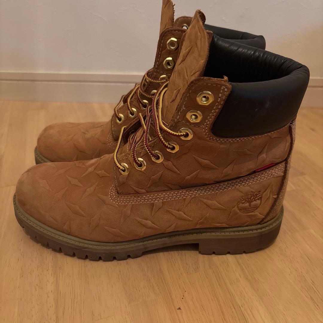 Supreme × Timberland Diamond Plate