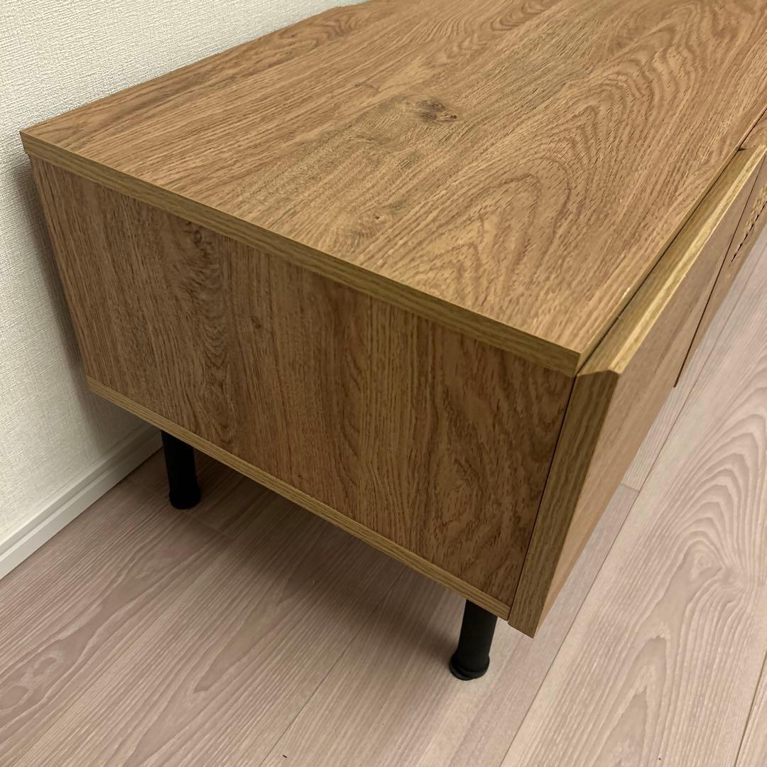 【LOWYA製】ラタン調テレビボード 幅80 コード穴付き 脚付きデザイン