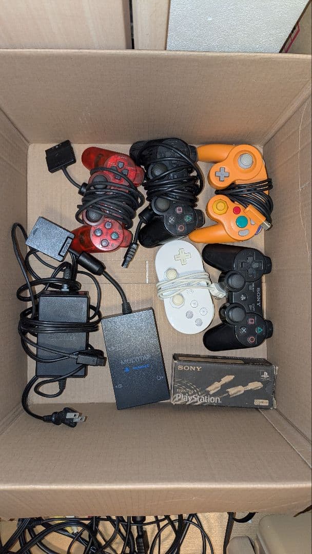 ゲーム機本体10台・ソフト・周辺機器　まとめ売り