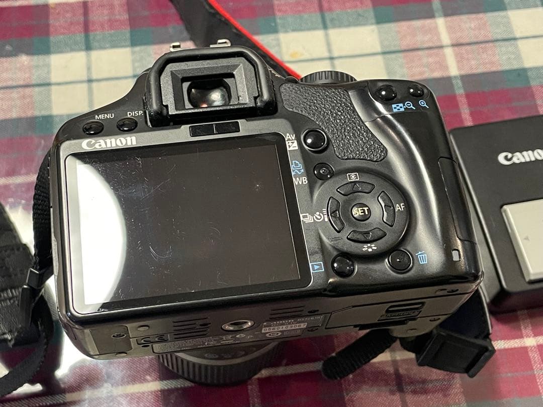 Canon キャノン EOS Kiss X2 デジタル一眼レフカメラ