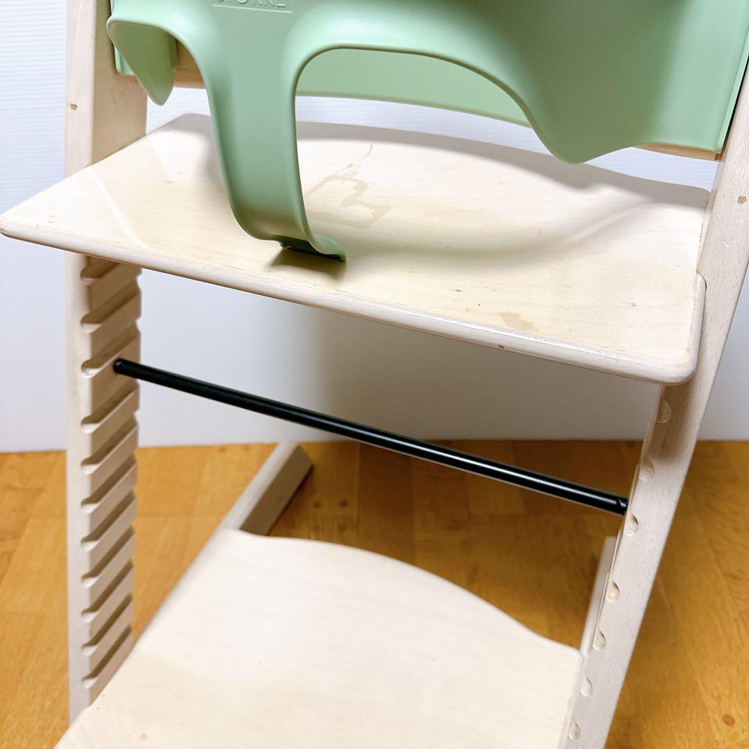 【新型ベビーセット付】シリアル4 ストッケ トリップトラップ ホワイトウォッシュ