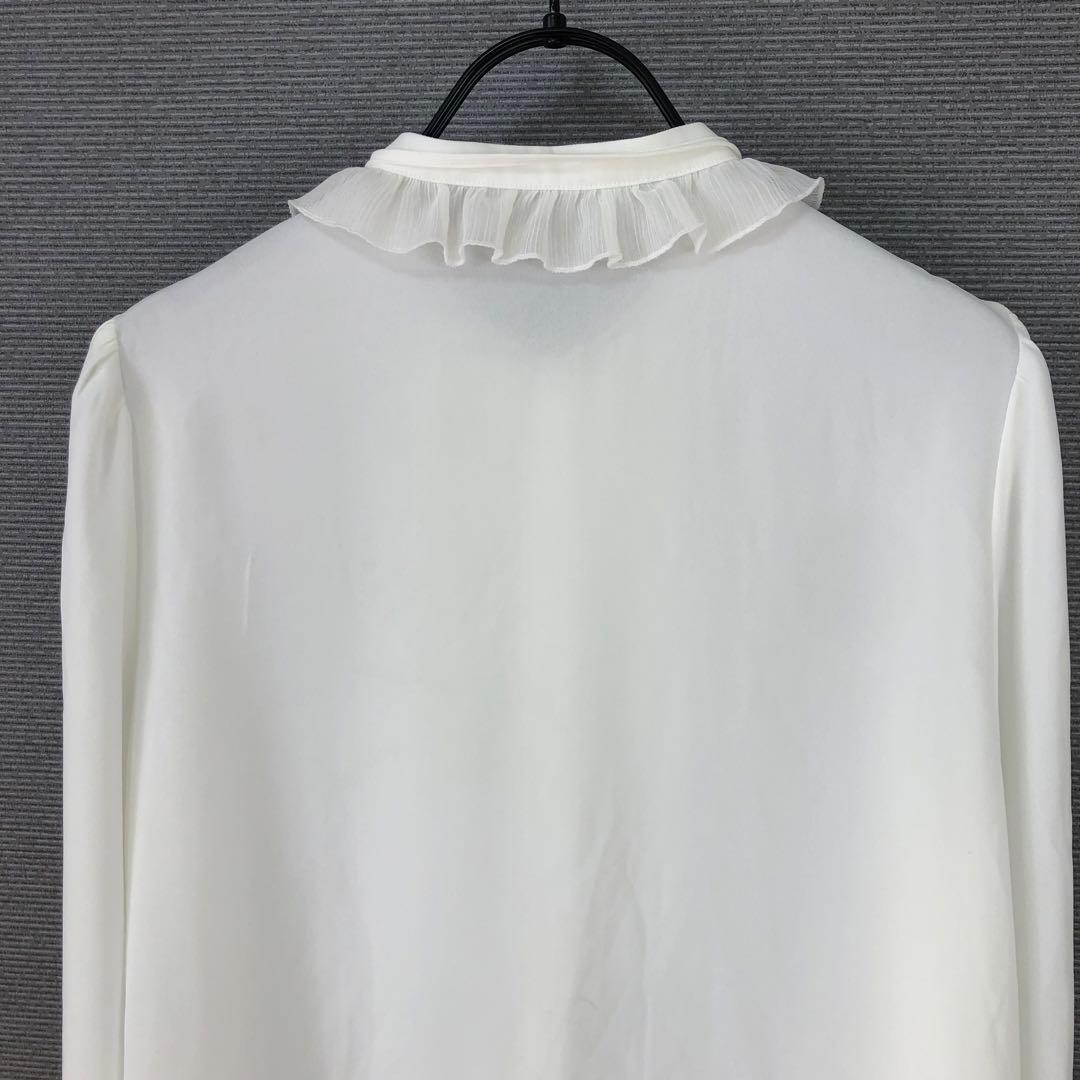 LOULOU WILLOUGHBY ヨーリューフリルタイブラウス オフホワイト