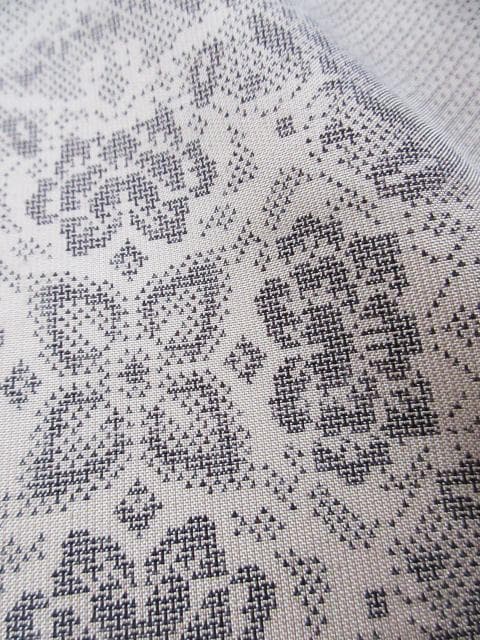 新古品！三越製＊白大島紬＊９マルキ＊本場大島紬＊鏡裏文＊着物＊１６０ｃｍ＊裄６２