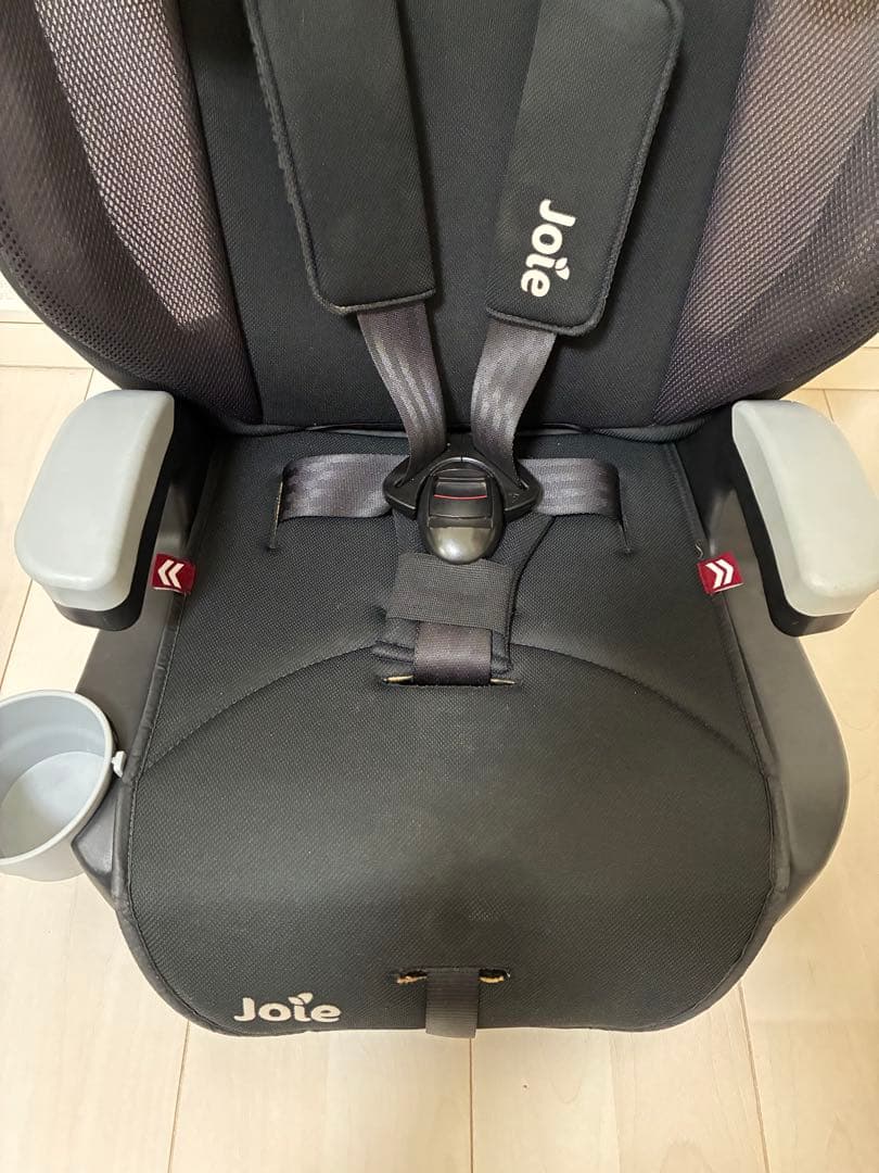 joie エレベート チャイルドシート ジュニアシート