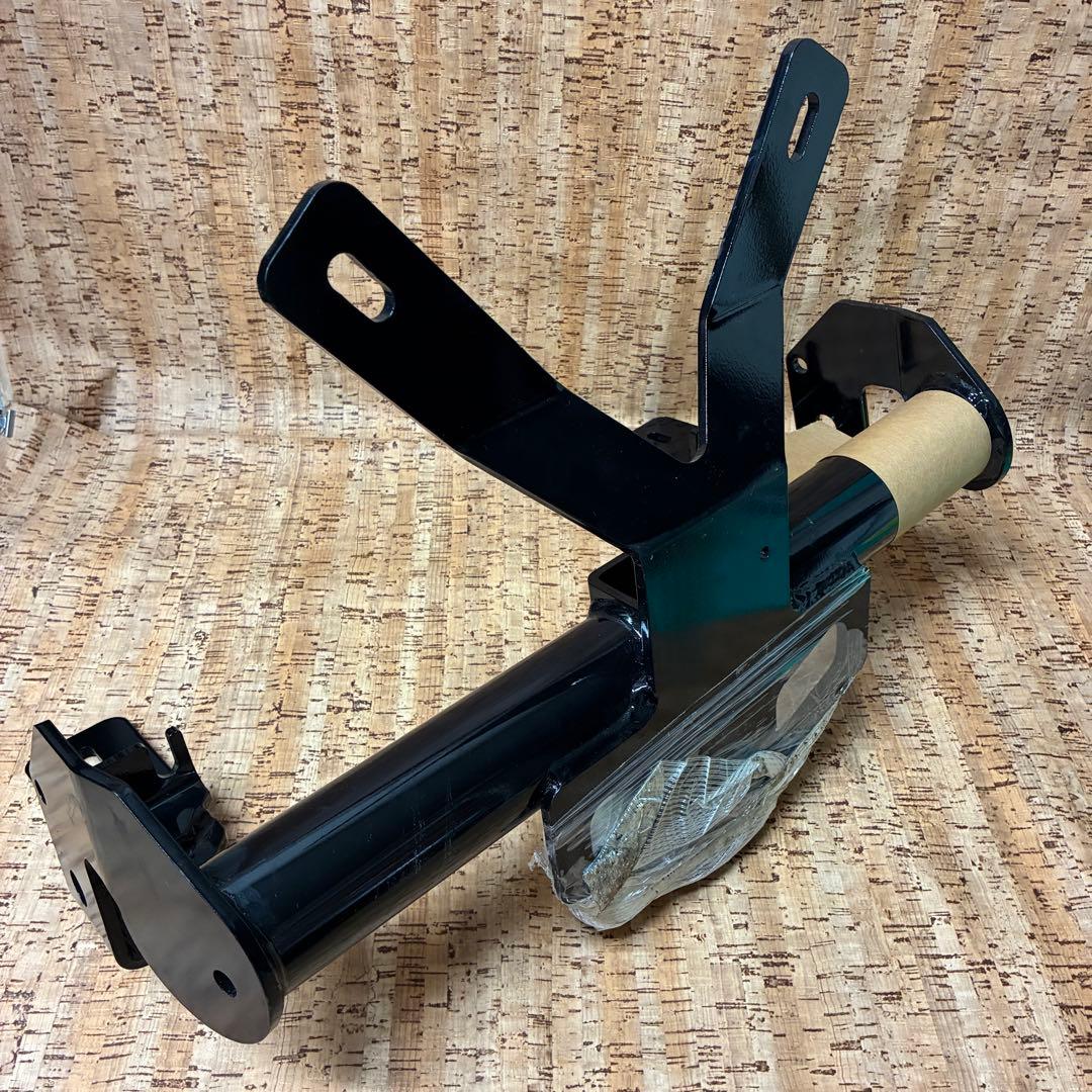 CURT トレーラーヒッチ 2inchレシーバー￼/クラス3