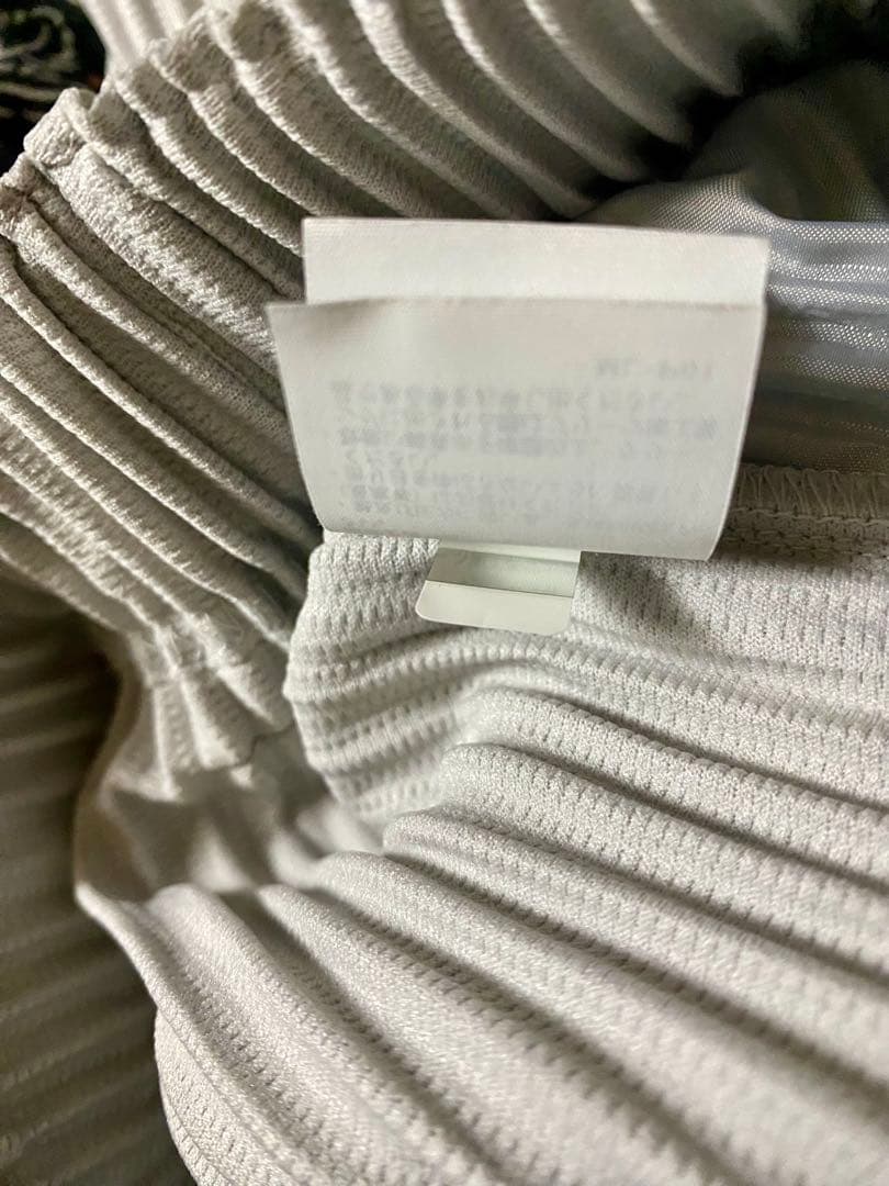 2024年HOMME PLISSÉ ISSEY MIYAKE BASICS