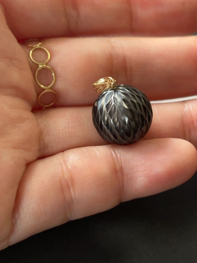 専用 カービングタヒチアンパールPT R816