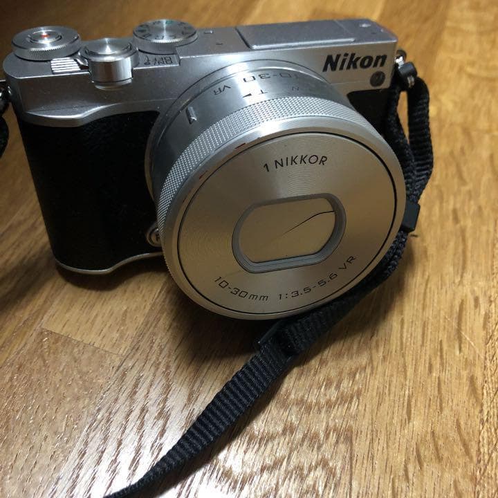 Nikon1 J5 レンズキット シルバー　セット