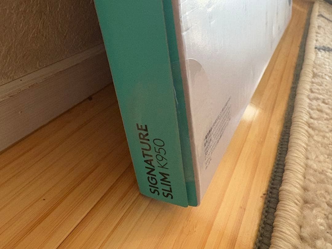 logicool K950 スリムキーボード