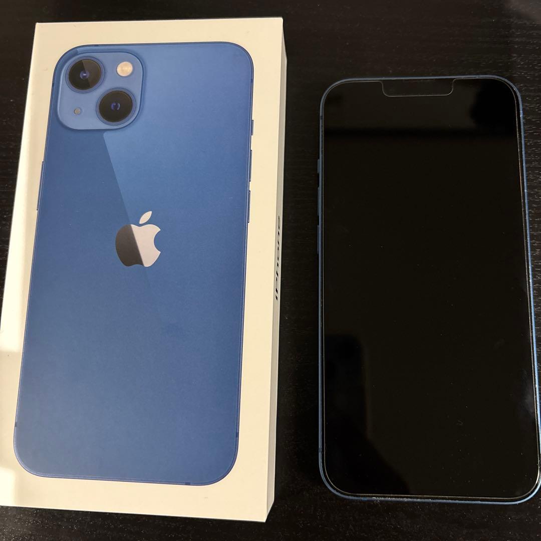 iPhone13 ブルー