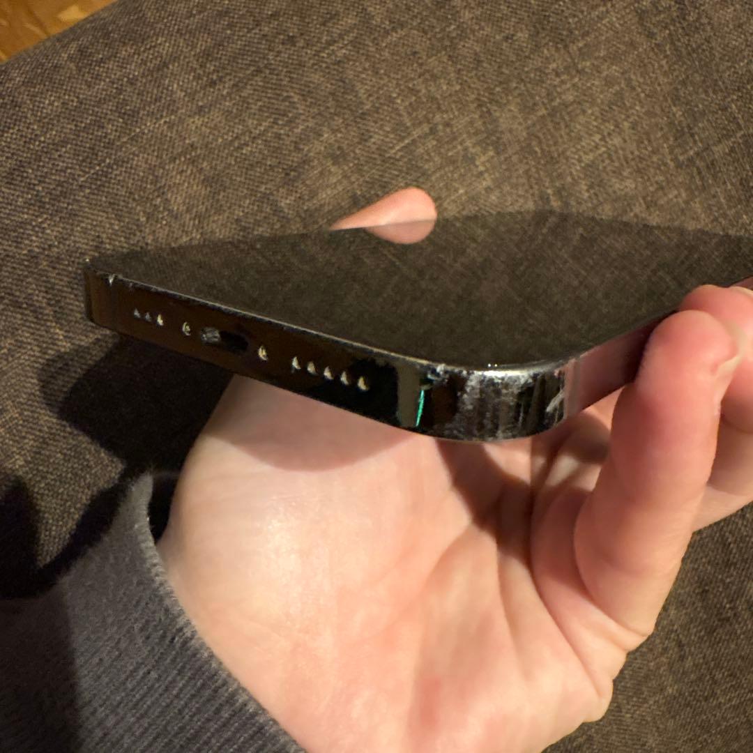 S*A様 Apple iPhone 13 Pro グラファイト