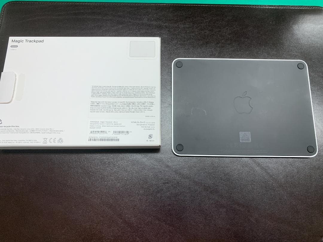 Magic Trackpad（USB‑C）- ブラック