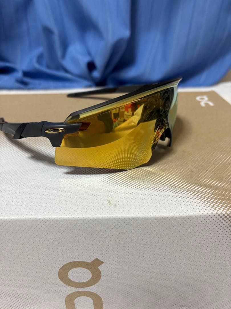 メ*ん様 OAKLEY encoder スポーツサングラス ゴールドミラー