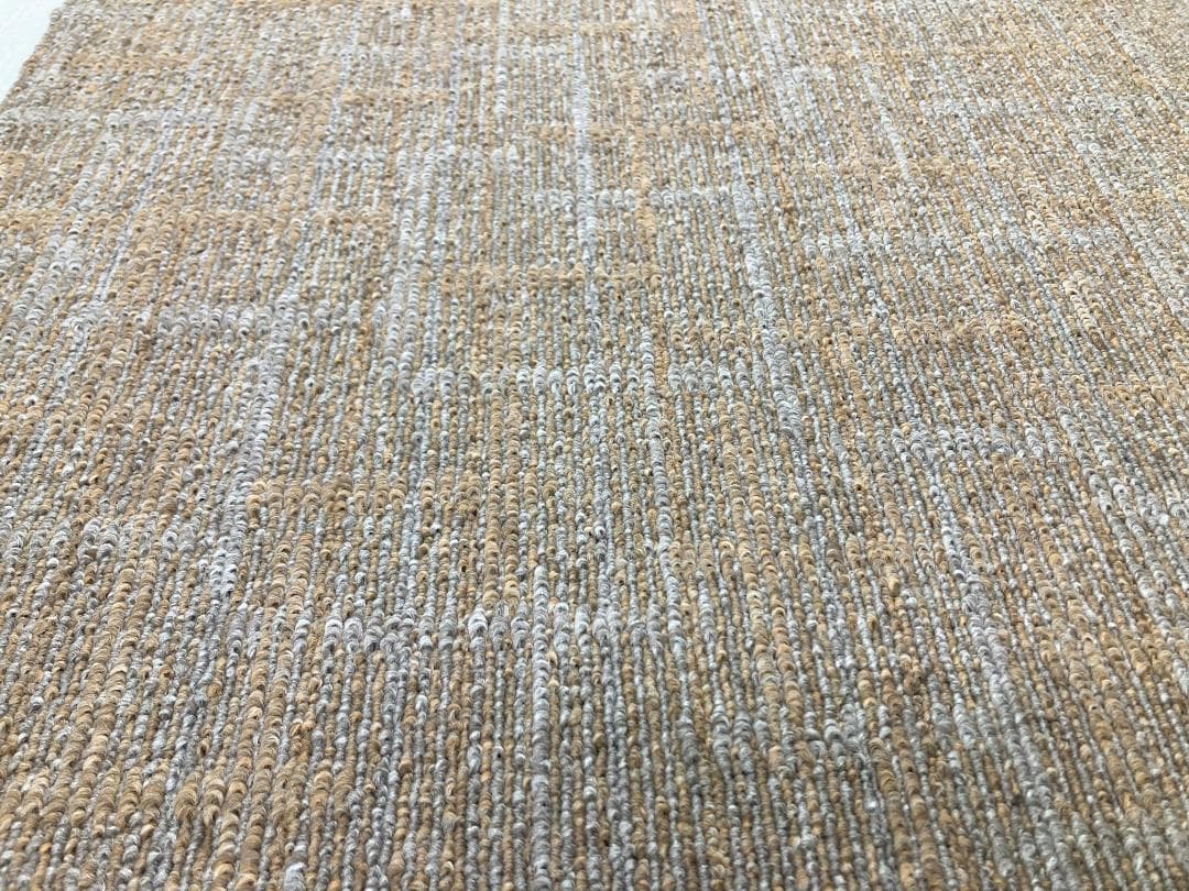 Maaaaaay　タイルカーペット　３６枚　新品・未使用