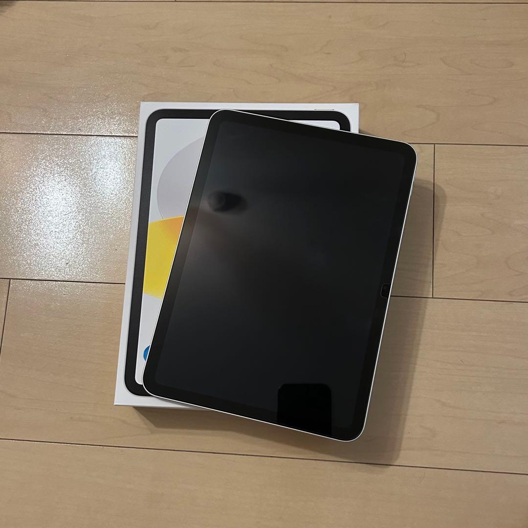 【 Apple iPad 第10世代 シルバー⠀】