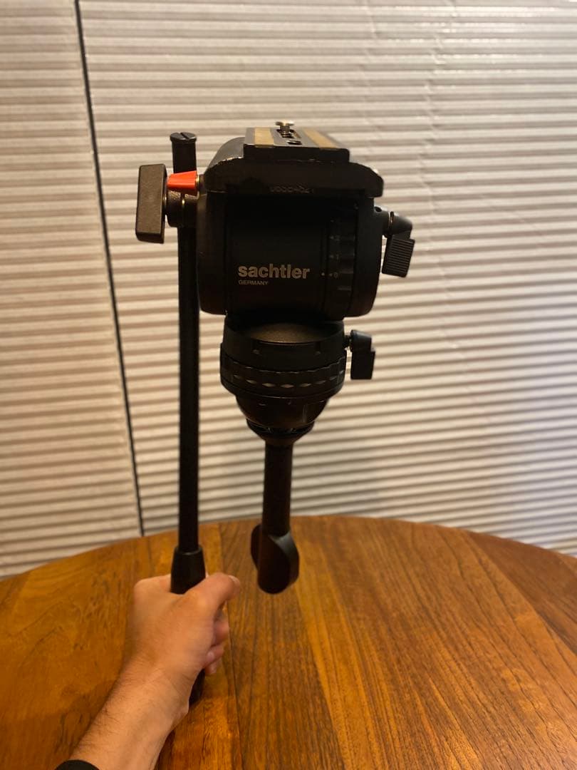 ビデオカメラ Sachtler DV6SB