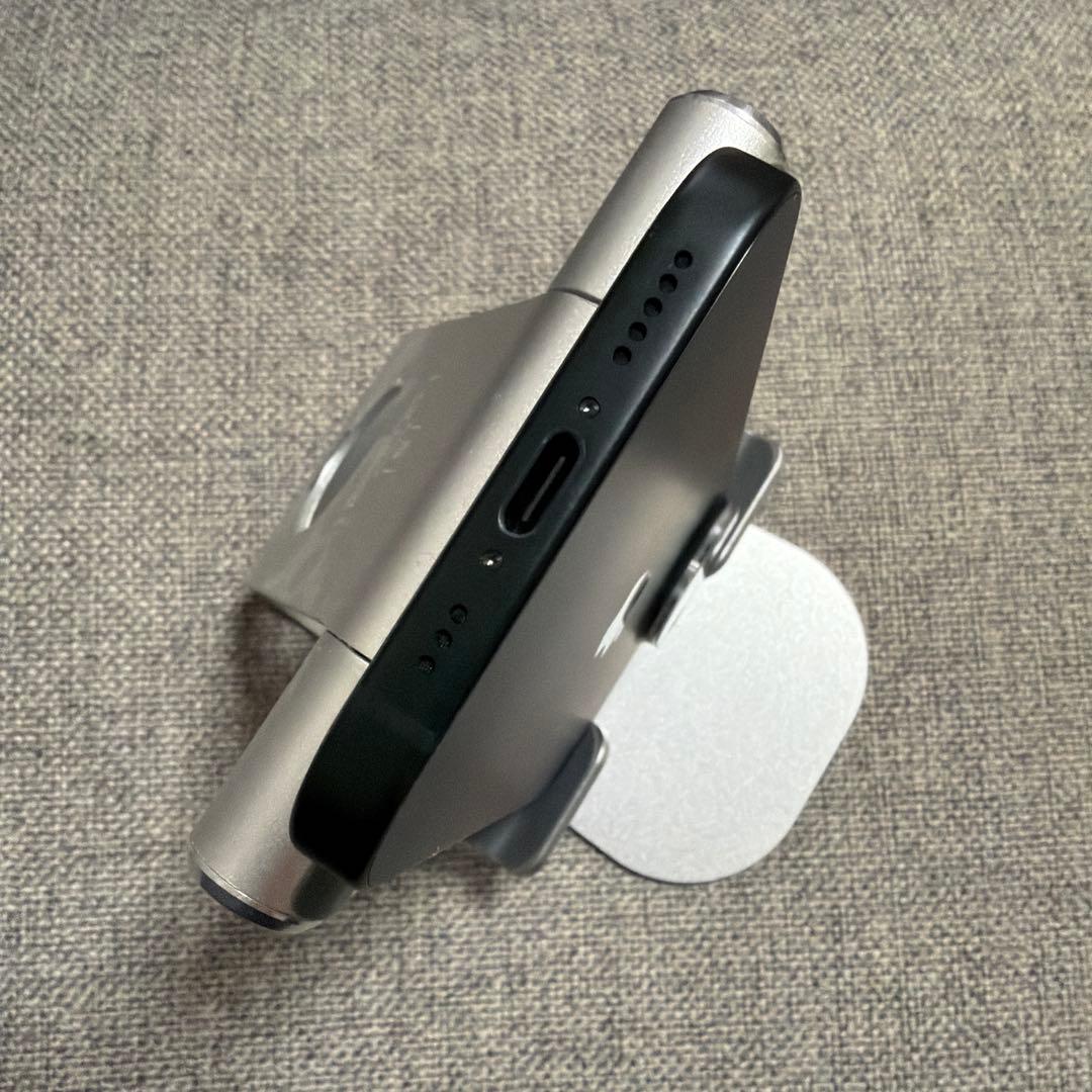 iPhone15 ブラック 128GB