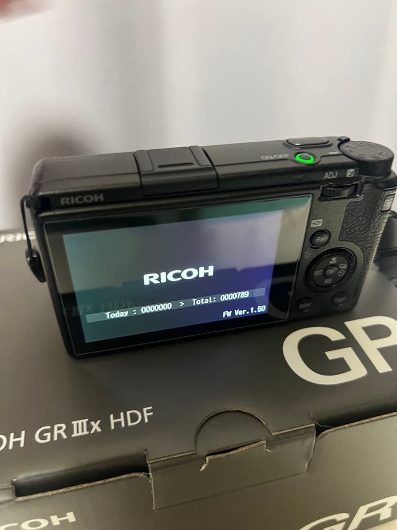 RICOH GRIIIx HDF/箱、付属品付き