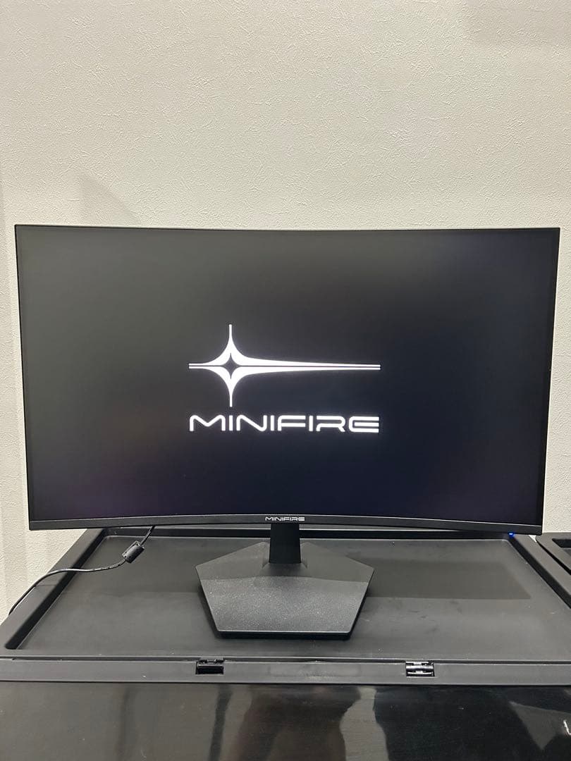 MINIFIRE 27インチ ゲーミングモニター 本体