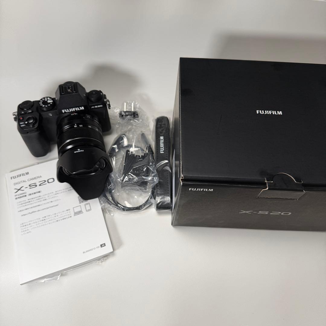 FUJIFILM X-S20 + XF18-55 f2.8-4 純正レンズセット