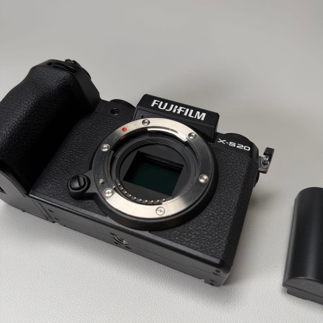 FUJIFILM X-S20 + XF18-55 f2.8-4 純正レンズセット
