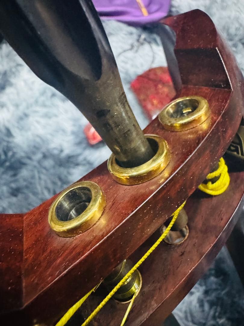 津軽三味線 黒檀糸巻 紅木 東さわり GP22 ハードケース付き 棹幅3cm