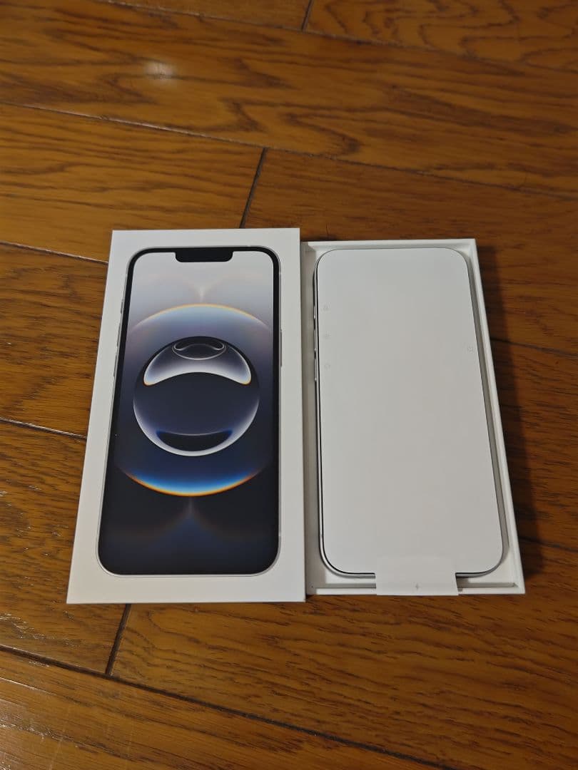 iPhone16e 128GB おまけ品付き