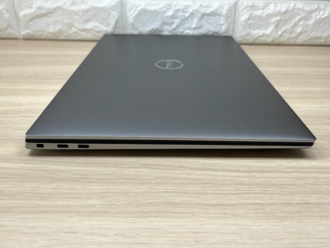 タッチ液晶 15.6型 UHD+ DELL 5550 32GB 1TB 良品