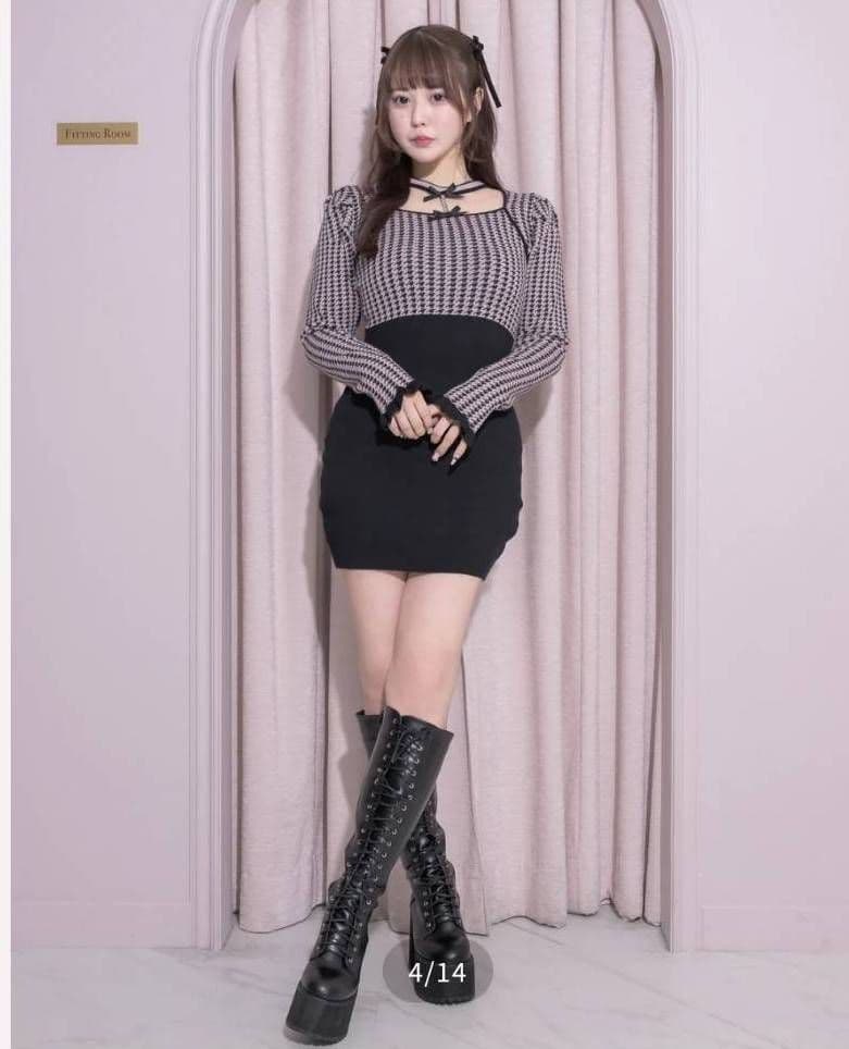 ♪お値下げ♪pium ビジューチョーカーニットワンピース