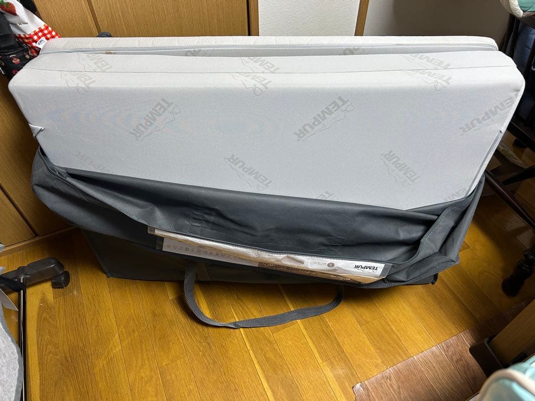 値下げしました！ テンピュール　マットレス　フトンシンプル シングルサイズ