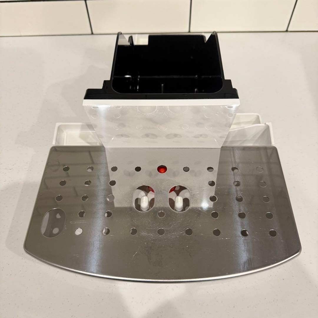 美品 DeLonghi デロンギ　マグニフィカS ホワイト