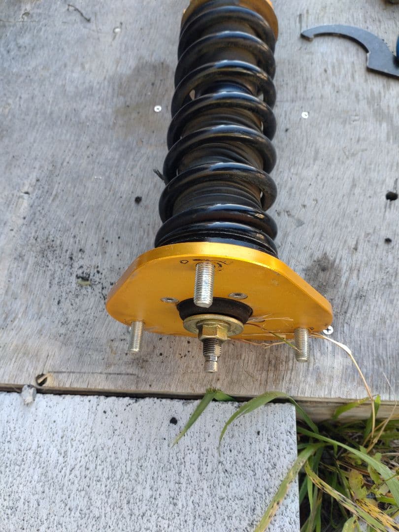 あっきー30プリウス車高調　フルタップ　ストリートライド