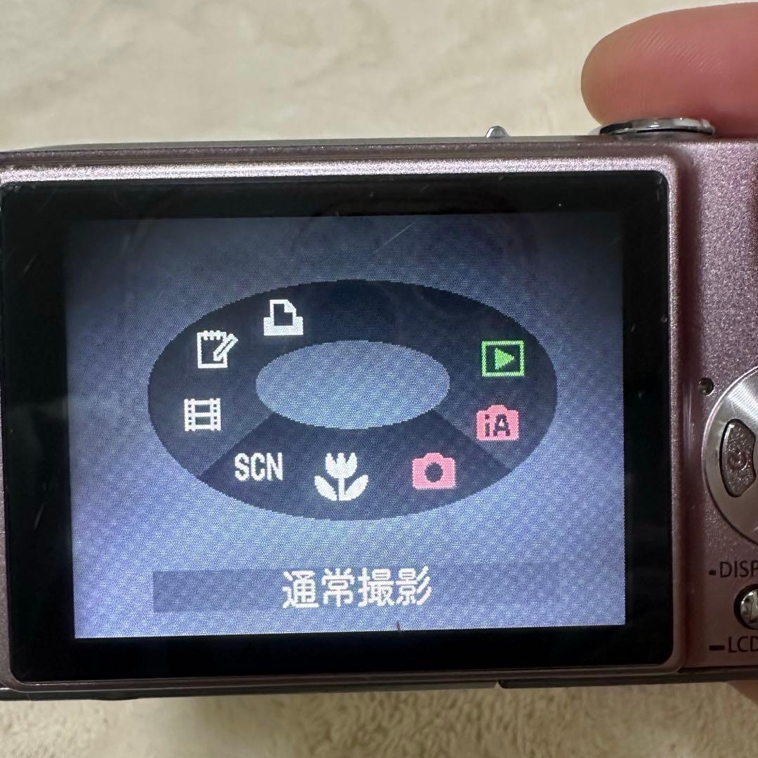 LUMIX Panasonic LUMIX DMC-FX33 デジカメ　ピンク