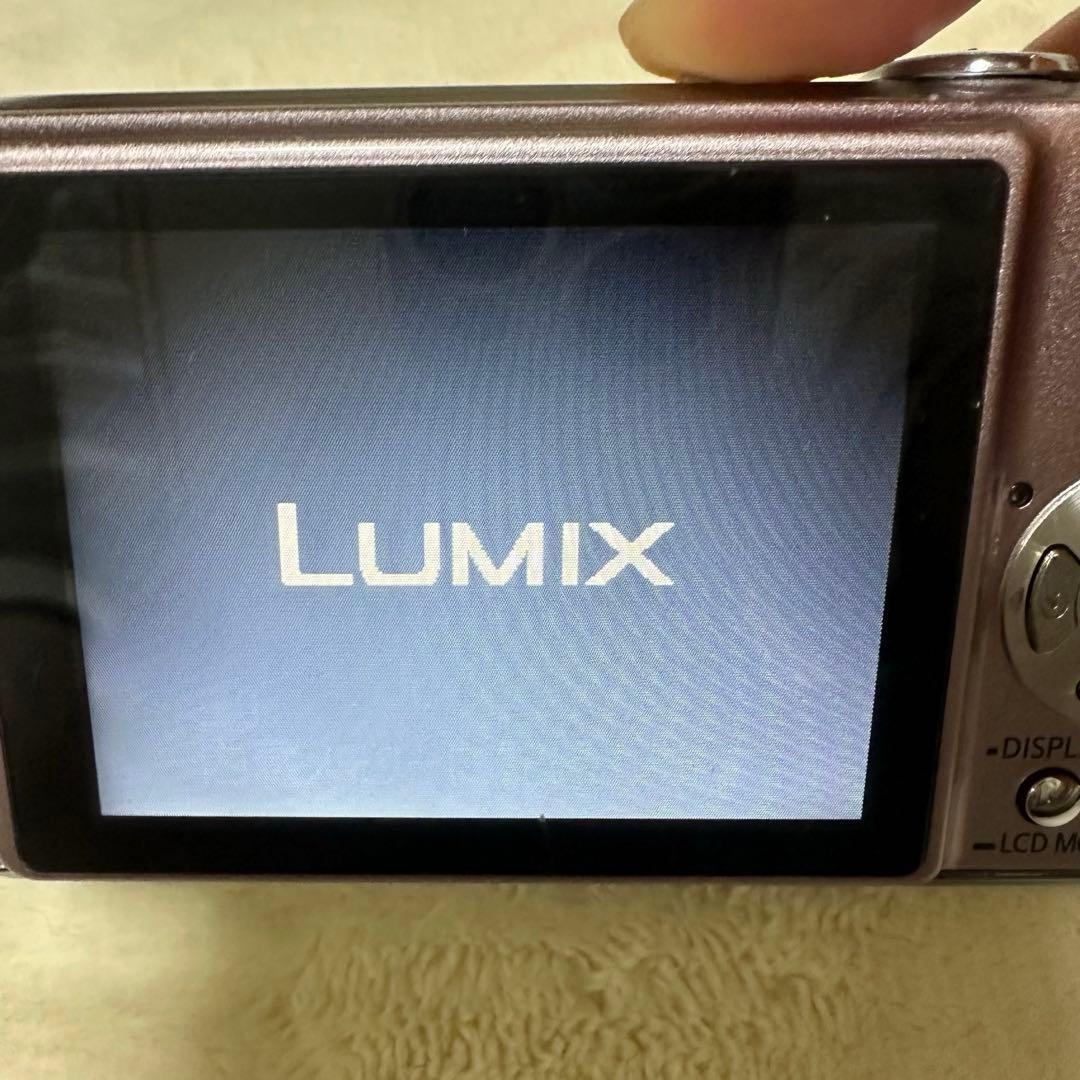 LUMIX Panasonic LUMIX DMC-FX33 デジカメ　ピンク