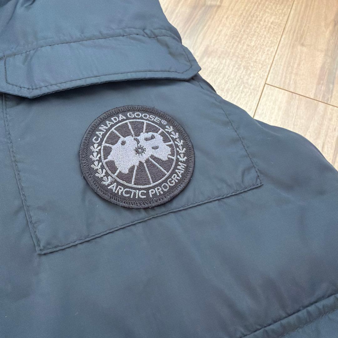 カナダグース ブラックレーベル A ダウンベスト 3337JM