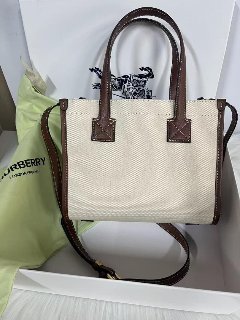 BURBERRY ショルダーバッグ ベージュ/ブラウン~~·