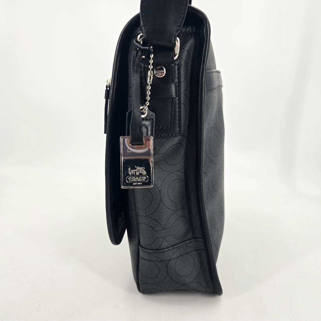 極美品 COACH コーチ ショルダーバッグ オプアート 70262