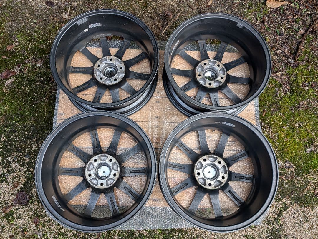 マナレイスポーツ　ユーロスピード　17インチ　7.0J　114.3　5穴　4本